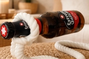 Schwebender Flaschenhalter